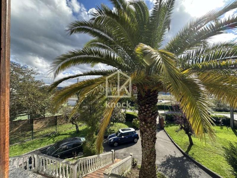 Foto f4d5c80e-747b-425e-8486-a148f36b3b0d. Casa con riscaldamento parcheggio in Viella-Granda-Meres Siero