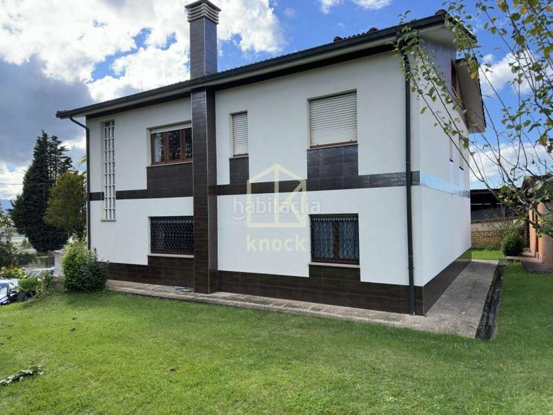 Foto f58c0e22-faa3-45c4-9132-81cee6054c5e. Casa con riscaldamento parcheggio in Viella-Granda-Meres Siero