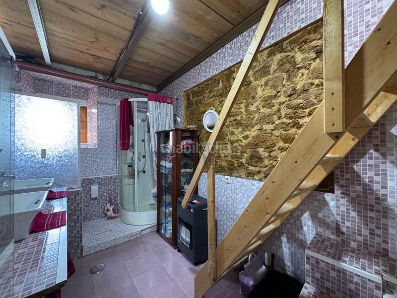 Foto 6db66525-9cf0-4fc0-b488-01c648cccc8b. Casa con riscaldamento in Viella-Granda-Meres Siero