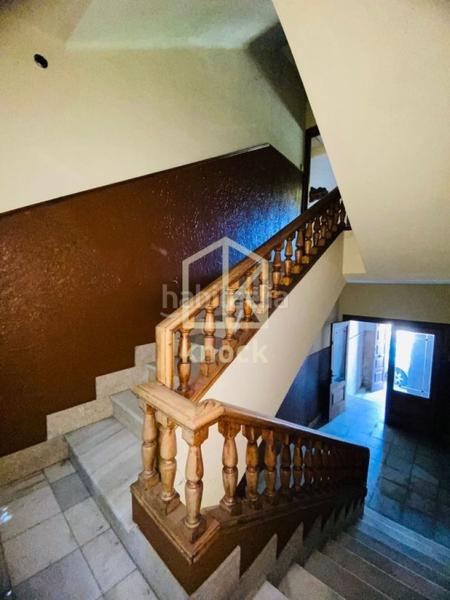 Foto ab35aecb-0144-4005-87f7-a5e2d2f85e8c. Casa a La Felguera Langreo