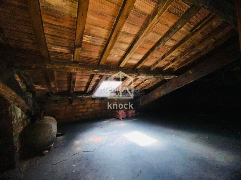 Foto b99abc00-adf7-4c90-a8b0-fe54cd3e5600. Casa a La Felguera Langreo