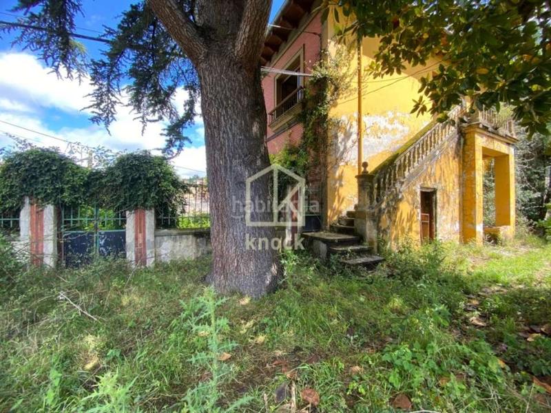 Foto d5e81062-6e3a-4fb0-a38a-a5bed4c46e19. Casa a La Felguera Langreo