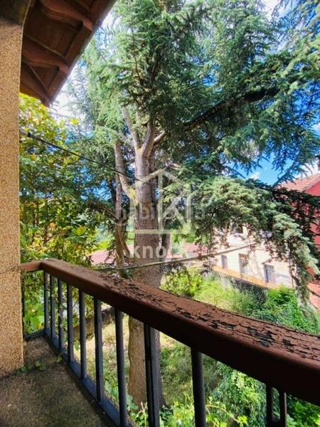 Foto dd95301e-17c7-4993-ba04-5ee53f3de679. Casa a La Felguera Langreo