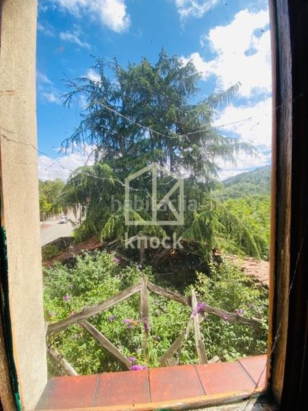 Foto ef528b5e-ad15-4809-bd0e-b5f8fce7a1f2. Casa a La Felguera Langreo