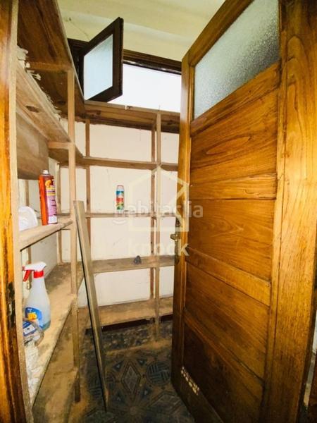 Foto f6e78986-3972-4bb8-8dc1-35adeb45cf10. Casa a La Felguera Langreo