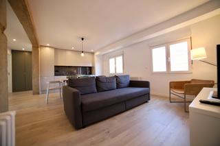 Lloguer Pis  Gijón - calle cean bermúdez. Alquiler de habitación con baño privado en el centro de gijón co