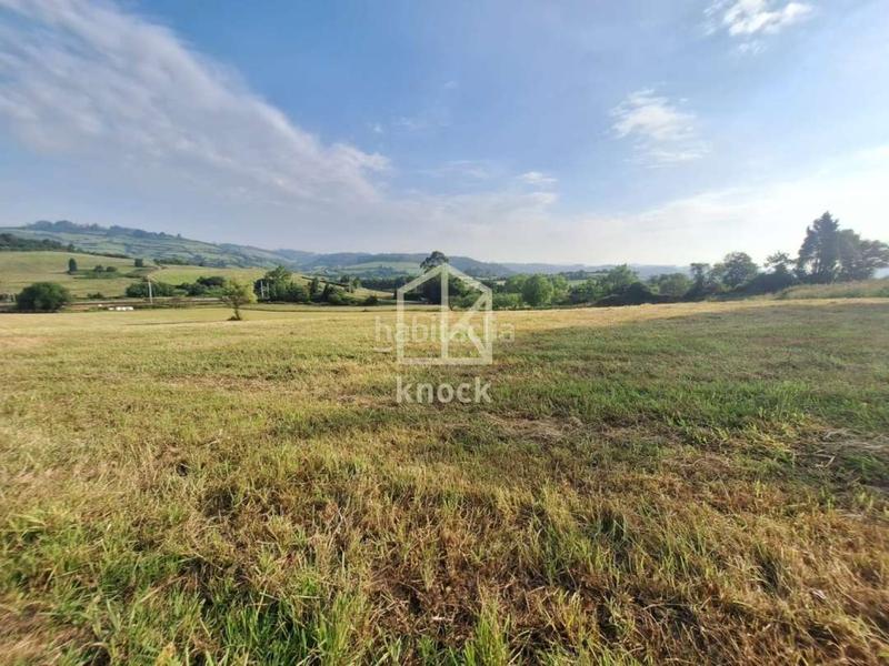 Foto 13de2ac3-257d-4de9-93d4-b49dcec64a45. Terreny residencial a Carreño