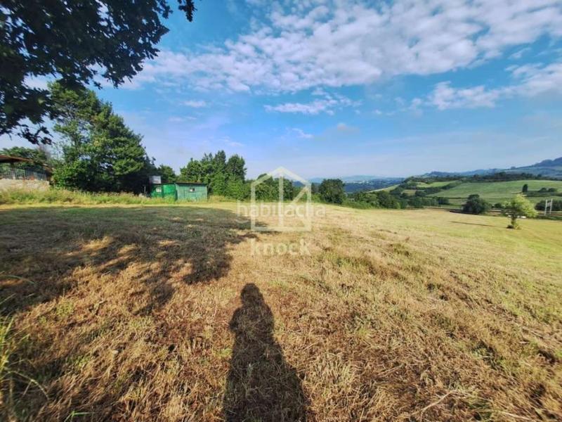 Foto 6847428a-28d9-412c-ac1a-8a87ab7b9c9a. Terreny residencial a Carreño