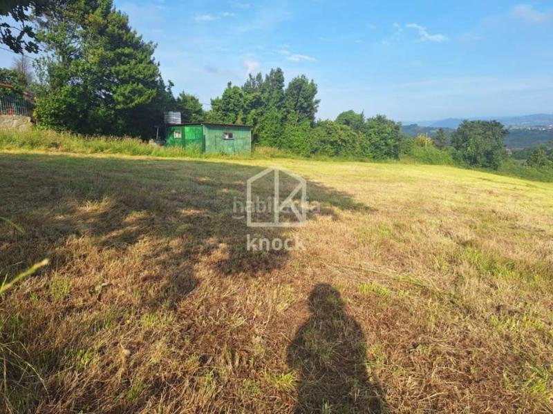 Foto f2bb73b7-8c9e-4602-a3df-a840a10ae8c2. Terreny residencial a Carreño