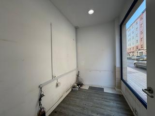 Lloguer Local Comercial a Gijón - cl quevedo 7. Amplio local comercial en alquiler en el corazon del llano en gi