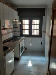 Appartement  Oviedo - cl oscura. Piso en oviedo con inmejorable ubicacion para dejar a gusto cont