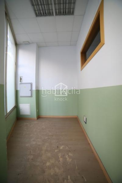 Foto c4f64bb5-811f-4c35-8a38-c547ce6633eb. Location local commercial dans Ceares Gijón