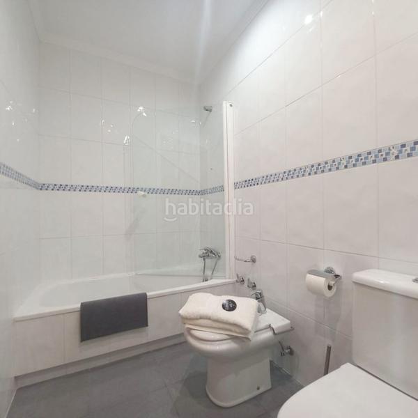 Foto 53818314-eac5-44ef-a5fa-1a059d509405. Rent flat with heating in Cimadevilla Gijón