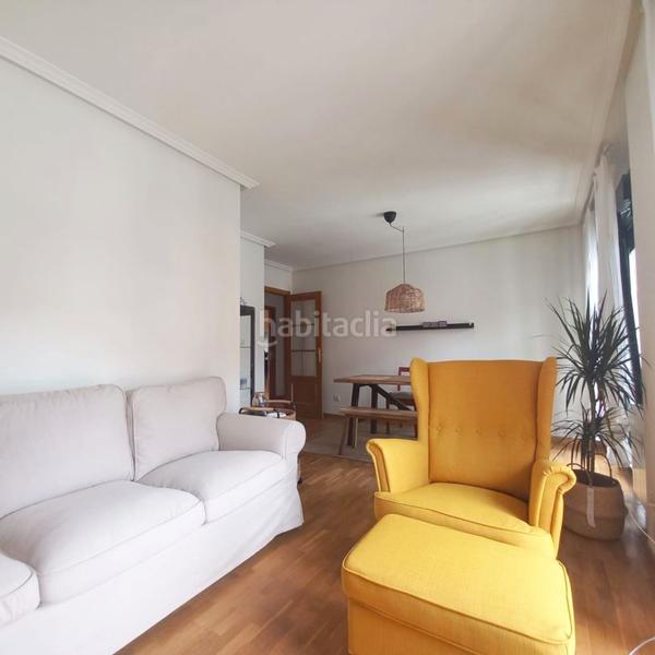 Foto 7ef1e5cb-376c-4f0d-95ec-c901c68be3c1. Rent flat with heating in Cimadevilla Gijón