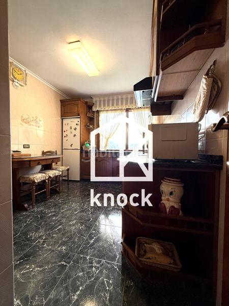 Foto 1ef18a2c-2ee7-4e05-b2a0-a0b5b31793f5. Casa la casa de tus sueños !!! para más información, no dudes en contactar con víctor6 9 5 2 8 7 4 5 4. we speak english en Villaviciosa