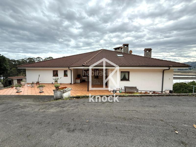 Foto 1f00af39-0c3e-46de-8682-f0c918cedb18. Casa la casa de tus sueños !!! para más información, no dudes en contactar con víctor6 9 5 2 8 7 4 5 4. we speak english en Villaviciosa