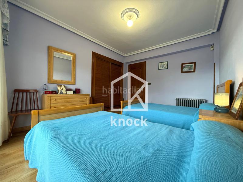 Foto 46edaa9c-2486-46bd-873d-68dd38862137. Casa la casa de tus sueños !!! para más información, no dudes en contactar con víctor6 9 5 2 8 7 4 5 4. we speak english en Villaviciosa