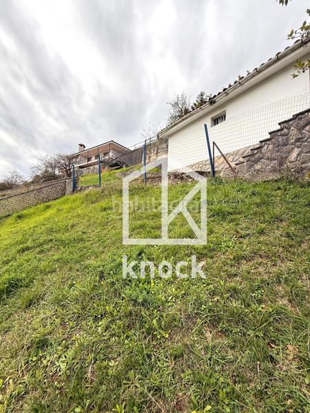 Foto 75c2dadc-09ff-485c-b74a-43deb969efea. Casa la casa de tus sueños !!! para más información, no dudes en contactar con víctor6 9 5 2 8 7 4 5 4. we speak english en Villaviciosa