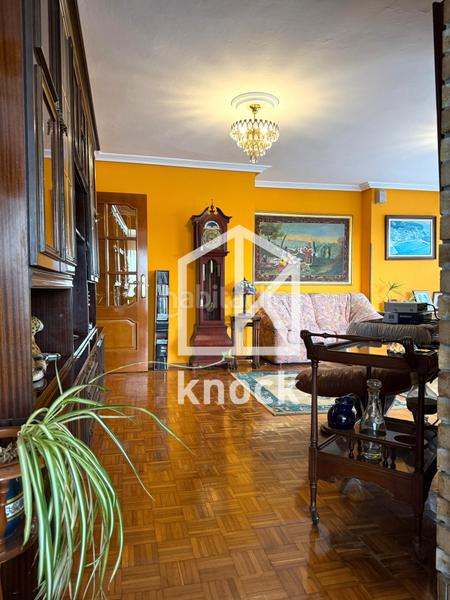 Foto c53740fd-6e25-4599-ac99-bb9022fd194a. Casa la casa de tus sueños !!! para más información, no dudes en contactar con víctor6 9 5 2 8 7 4 5 4. we speak english en Villaviciosa