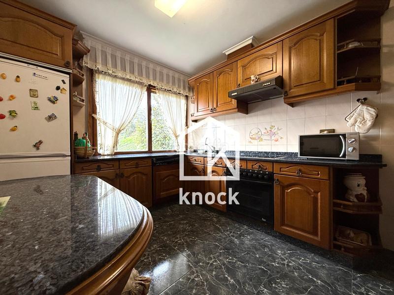 Foto e86a5c87-2b71-418b-a339-222c45ef56c5. Casa la casa de tus sueños !!! para más información, no dudes en contactar con víctor6 9 5 2 8 7 4 5 4. we speak english en Villaviciosa