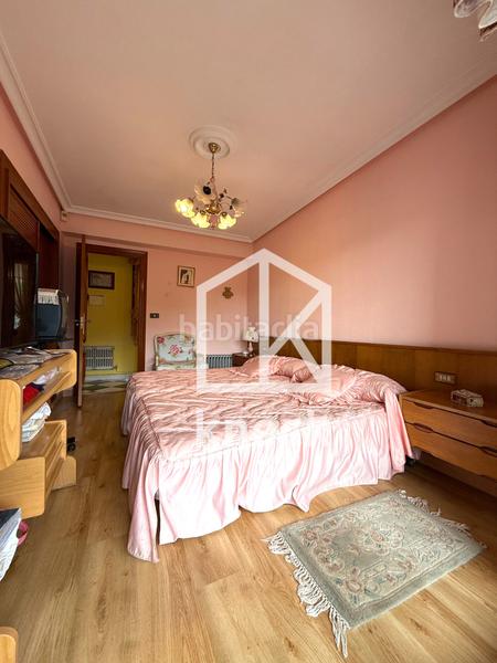 Foto ff21fa03-9013-459b-a5d2-f1570d928c7a. Casa la casa de tus sueños !!! para más información, no dudes en contactar con víctor6 9 5 2 8 7 4 5 4. we speak english en Villaviciosa