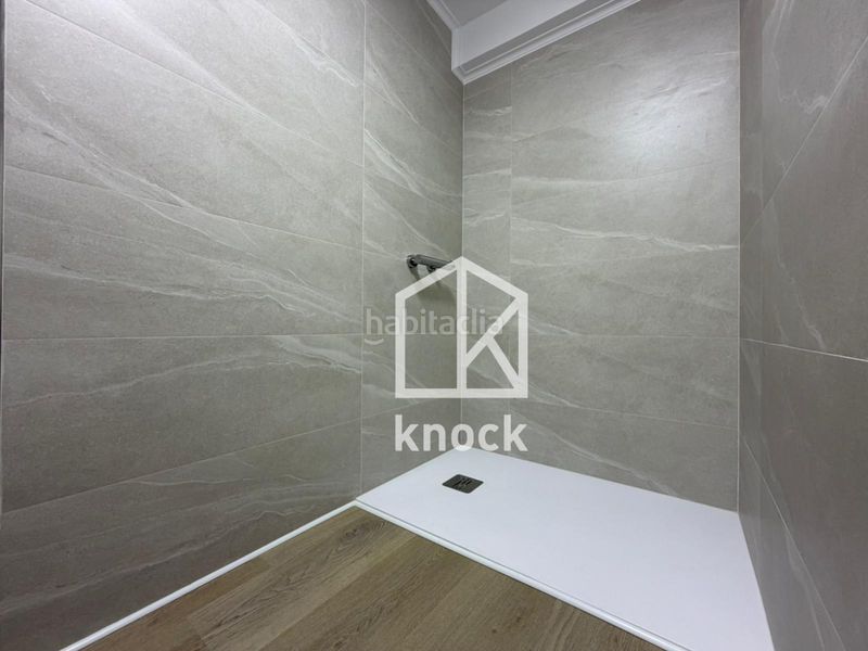 Foto 1ac7e05e-5b10-4e5c-a96a-a53a9e26cd0b. Pis amb calefacció aparcament a El Polígono Gijón