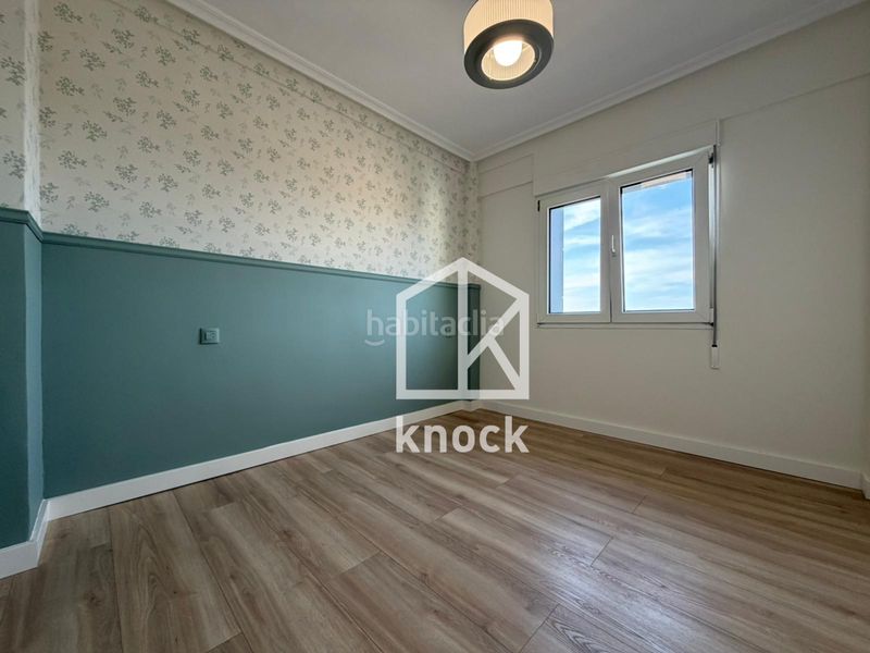 Foto a6dd0cb1-9eec-4c16-a247-8b6255d1edbc. Pis amb calefacció aparcament a El Polígono Gijón