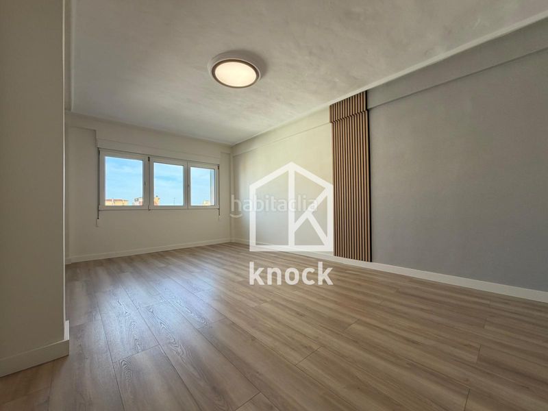 Foto c2a9129f-02a0-4a90-83e4-2135ace82867. Pis amb calefacció aparcament a El Polígono Gijón