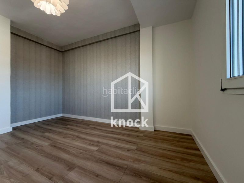 Foto d07ed42f-4e0e-45c3-b2ce-1b1254e7da87. Pis amb calefacció aparcament a El Polígono Gijón