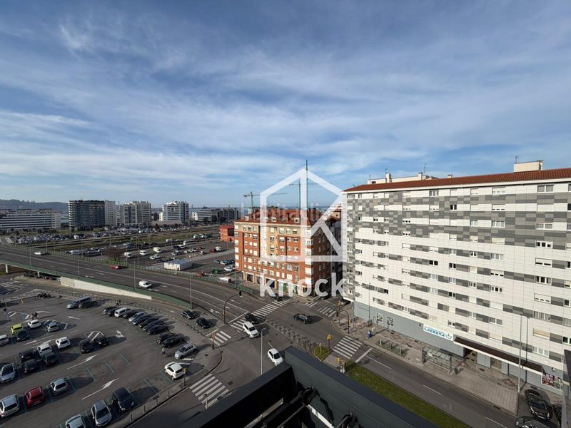 Foto d554195c-9b5c-47ff-8a18-c6736a1a1804. Pis amb calefacció aparcament a El Polígono Gijón