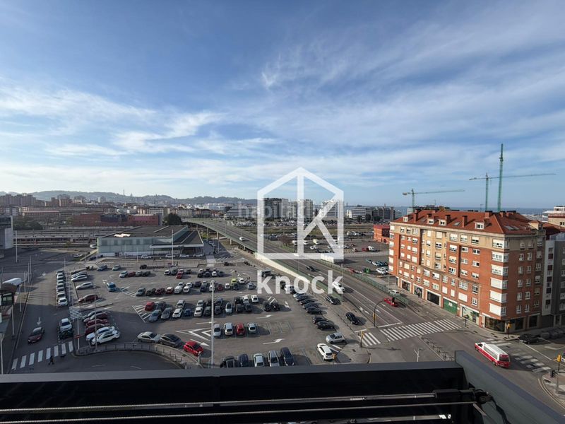 Foto f873dcb6-0fba-4ad1-95ef-61a4095de6ae. Pis amb calefacció aparcament a El Polígono Gijón