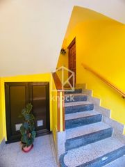 Flat  Mieres - barrio san luis. Piso en venta en urbies, mieres contactar al 6 9 1 4 7 8 8 4 0 k