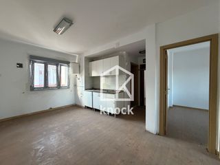 Piso  Gijón - calle portuarios. Luminoso piso en venta en jove en zona ajardinada contactar con