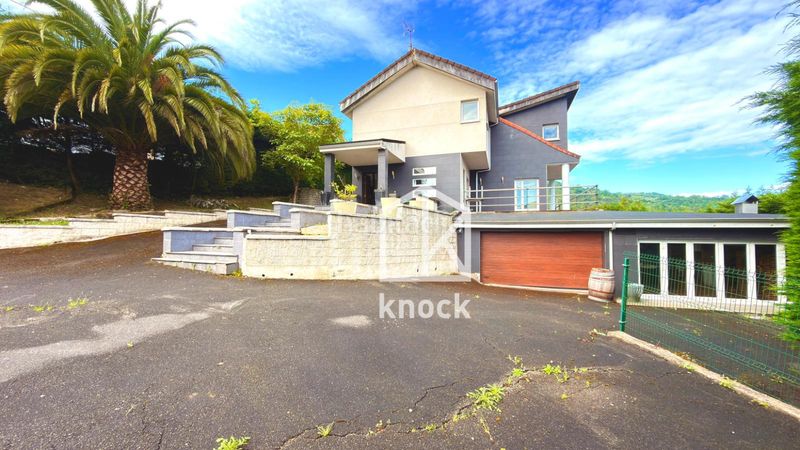 Foto 84ce72fb-f0d9-4b54-b892-d5e4472a5fc5. Casa amb calefacció aparcament piscina a San Claudio - Trubia - Las Caldas Oviedo