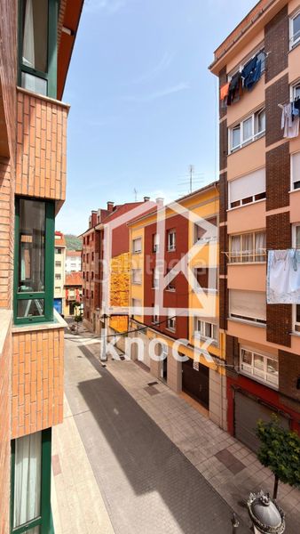 Foto 1dd0e095-a396-47d3-b77e-32a59edc7fab. Etagenwohnung in Oviedo - cl piñole 6 in Milán - Pumarín Oviedo