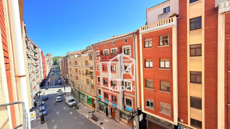 Foto c2aa6ead-f9ce-42ba-b30b-a3aca1ee725c. Etagenwohnung in Oviedo - cl viaducto ing marquina 4 in Oviedo
