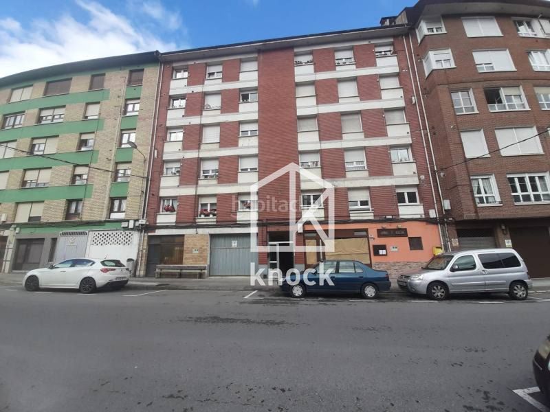 Foto b052fa85-5294-4c82-b161-a4607a7d0384. Pis amb calefacció a Lena