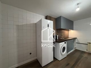 Rent Flat  Gijón - cl pizarro. Alquiler de habitaciones en la zona de la calzada, gijon contact