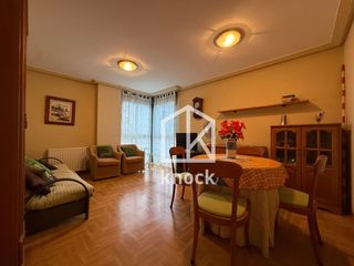 Lloguer Pis a Villaviciosa - cl gaitero libardon 4. Amplio y luminoso piso de 2 habitaciones, 2 baños...y ascensor!