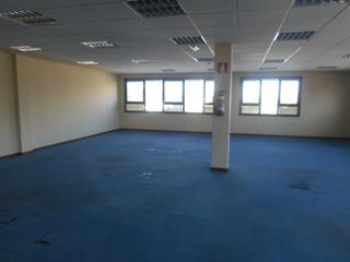 Oficina en Txorierri etorbidea 1. Local de oficina en edificio moderno con garaje.