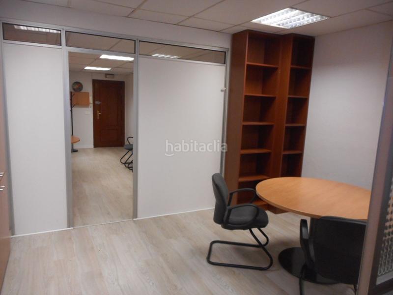 Foto f5785d7b-e31b-4205-a37a-785da14f253f. Alquiler oficina en mayor kalea 20 oficina en el centro de Las Arenas. en Getxo