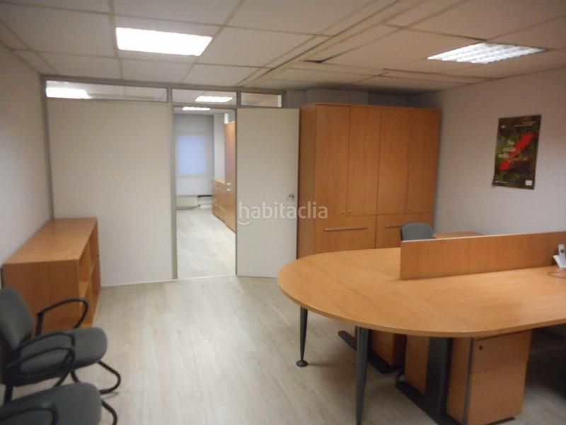 Foto 19db1052-abfc-4892-a3d5-482c13e44ae9. Rent office space in mayor kalea 20 in Las Arenas Getxo