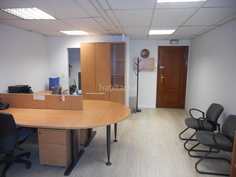 Foto a4277b9b-9d26-4f97-8677-982800001c52. Rent office space in mayor kalea 20 in Las Arenas Getxo