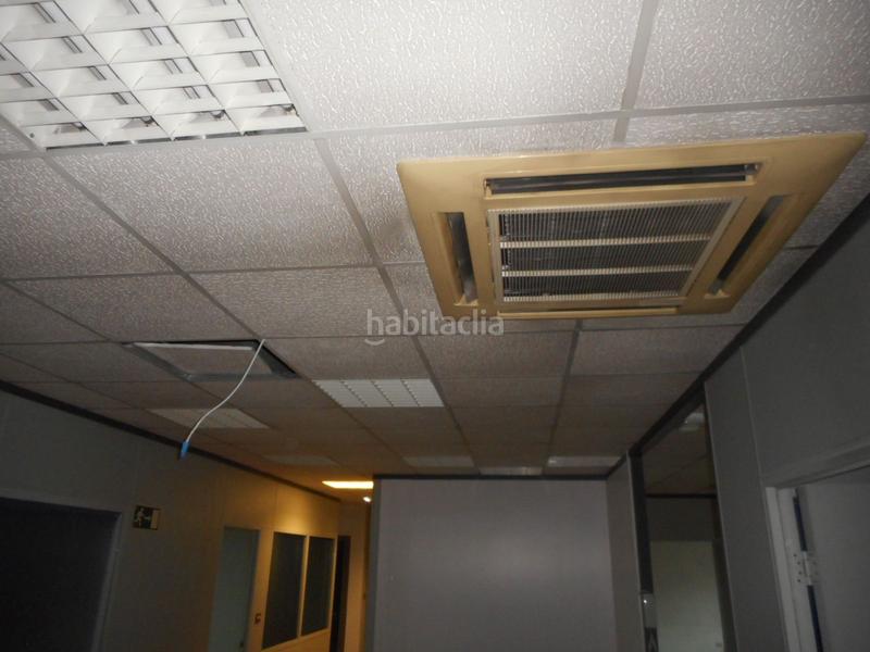 Foto d2b6668c-ab32-4ec8-9f18-db7d78e33e3f. Location bureau dans iparragirre etorbidea 80 dans Txoierri-Ondiz-Udondo Leioa