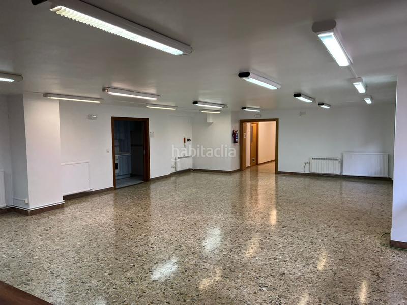 Foto 2f37b221-fb06-437d-b688-36423abcee3d. Lloguer oficina a arlamendi kalea 4 a Las Arenas Getxo