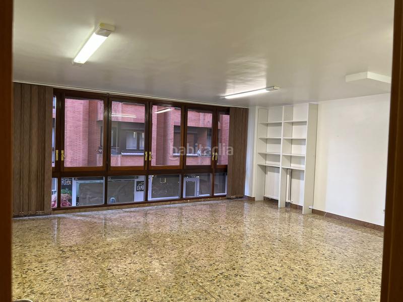 Foto a50d0a08-ae5e-4071-96a2-bdcd9f57eaa2. Location bureau dans arlamendi kalea 4 dans Las Arenas Getxo