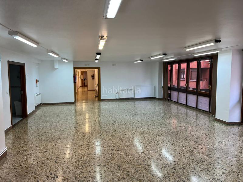 Foto cbaa8a54-9528-4f79-99c7-35ca246b61b7. Location bureau dans arlamendi kalea 4 dans Las Arenas Getxo