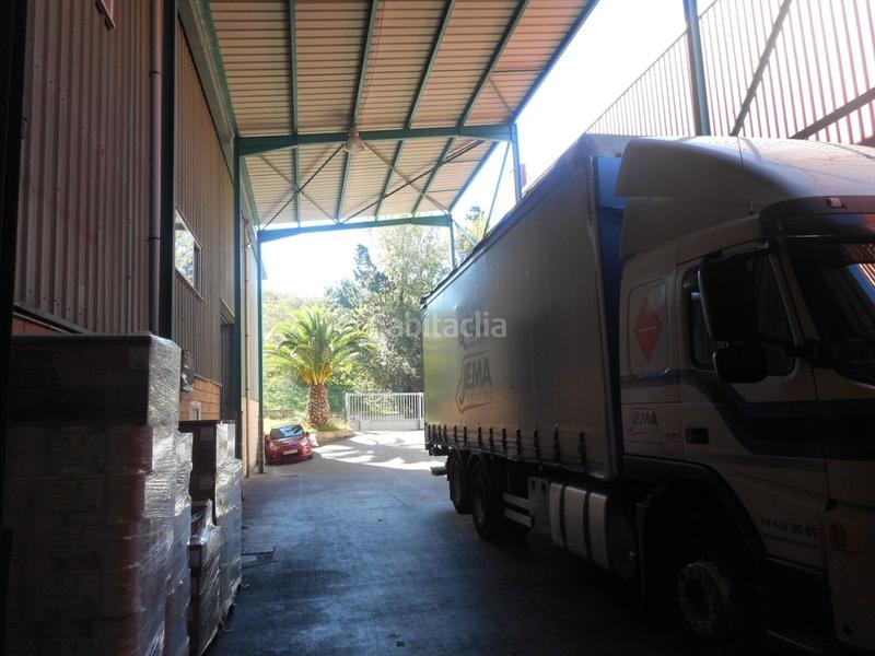 Foto 42f51d1c-6f6a-4341-98a7-2c5593007dfd. Location bâtiment à usage industriel dans Abanto y Ciérvana / Abanto Zierbena