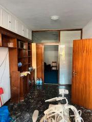 Miete Bro en Club kalea 2. Oficina en alquiler con gran parte exterior a calle de mucho tr