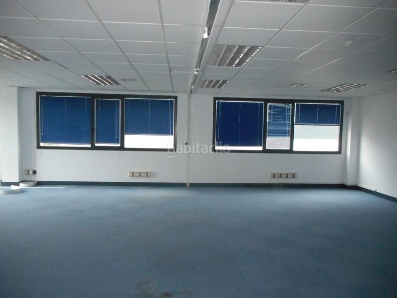 Foto 220e0504-aff0-4308-8dba-1fd296f9bba8. Büro in avenida amaia 2 in Lamiako-Txopoeta Leioa